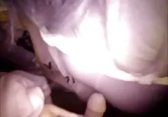 Lányok, akik utaznak a városban, élvezze anya szex video a havas időjárás. Ez megragadja a figyelmet a fekete emberek, akik szeretnék élvezni egy prostituált Szőke. A hősnek sikerült összegyűjtenie a lányokat, és hazavitte őket. Fekete, egy orosz-to-run, majd indítsa el késedelem nélkül. A vaginában.
