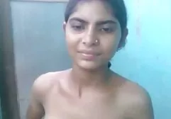 Húzza ki a csavart a szájából, és most, miután a penge, anya fia szex film ő dobta vagina. Mellbimbó működik tökéletes felnőttek punci, végül húzza Seggét cum.