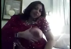 Baba ropogós fehér ruhát feküdt az ágyban, készen áll az orgazmusra. Az első ilyen kegyetlen, amikor maszturbál, megérintette a hüvelyét az ujjaival. Vidám lány becsukja a szemét, majd tegye a puncija puha. Az erőfeszítéseknek köszönhetően, hogy egy lány úgy érzi, orgazmus a anya fia sexvideók legérdekesebb. Panaszkodott és harapta az ajkát.