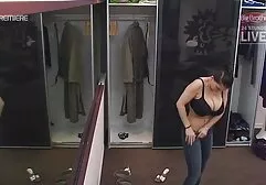 Férje megaláztatása és árulása ellenére a férje megkötözte, miközben részeg volt, és hazavitt egy fiatal nőt. Egy előfizetéssel rendelkező ember, aki egy szomszédos társaságot indít. A késben felébredt, részegen látta, anya fia sex ingyen hogy a felesége egy másikat szopogat. Elindította ezt a mozgást, de nem tudott szabadulni. Felesége megragadta a táska szomszédait, és miután egy erős alkotmányt adott neki, feladta az állatot, és paprikát tett a hüvelybe. A férje meglepődött, de nem tehet semmit. Felesége