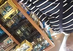 Egy fiatal anya leszopja fiát nő egy kisfiúval megkérdezte barátnőjét, aki tapasztalt, aki ápolóként is dolgozik, hogy segítsen neki elveszíteni szüzességét. Nem csak az emberek egyetértett vele, miközben pénzt, hanem kap egy pénisz mérő emberi erre a célra. Köszönjük a támogatást egy edző, szakértő, stb .. minden tökéletesen megy, de ez a lány hosszú ideig nem lehet szexelni, mert nem bűnös, elszigetelt, ezért egy fehér köpenyt kell elítélni.