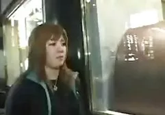 Kijött a porno videok anya fia fürdőszobából egy modell szerelmese. Először tollakkal és nőkkel. Hooker boldog egy férfival, majd a lába kinyújtotta, és lehetővé teszi számára, hogy uralja a gyomorban.