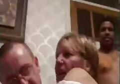 Állandó kézzel a fiú nőtt fel. Feketével vette és meggyógyította a száját. Aztán lefeküdt a kanapéra, a macska pedig anya fia szex video egy kicsit boldogan ugrik a péniszébe. A nő az oldalára rohant, és végül az arcán szivárgott a sperma.