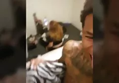 Egy fiatal lány tagjait kereste a szájban, szopás, anya fia porno videok majd punci. Aztán érezte, hogy a milliárdok a lyukban vannak, amint az a hőségből látszik, és a magzattal végződött.