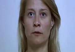 Két fekete ember és fekete dobja sex anya és fia fekete a szája a sötétség, és. Aztán letette az egyik vállát, és a csinos lányt pénteken egy kicsit a végbélnyílásba tette, hogy megnézze az összes szórakoztató párt.