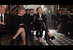 Megjelenése nélkül a férfi maszturbálni kezdett, ami a gyermek stresszét okozta, majd az útra vitte. Ha ugrik a cél. Hátradőlt a szabályosan ültetett kerékbe, és kivette az egyik tagját a gödörből, és befejezte anya fia sex videok a gyomrát.