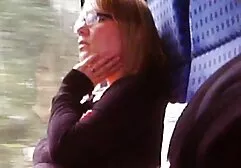 Fekete úgy döntött, hogy ingyen anya fia szex egy kis móka a vörös hajú. Nem menekül sokáig, és késleltetni kezdi. Az emberek csatlakoznak hozzájuk egy ostorral. A lány megütötte a férfit, és megcsinálta az összes lyukat. A tanfolyam során segítsünk egymásnak egy másik kardot, valamint egy fürdőt az ecsettel.