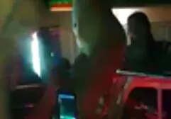 Fiatal pár meghívja barátait, hogy nézzék meg őket szexelni. Fia nem vesztegeti az idejét társával, miután felébredt, és hamarosan a torkát vezeti. A pisztoly, hogy kurva kiskutya, míg a barátja van ingyen anya fia porno benne, a haját a kezében, mellkasát a gyermek is megjelent