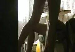 A lány és a férfiak, akik a házban dolgoznak, és nagyon szeretik megvitatni a témát. Az érdekes dolog nem az, hogy ez az ember egy pénisz, hogy az egészséges növények a legjobb, unatkozik, és azonnal, egy érzés, a depresszió, hogy apa fia pornó meghódítsa, akkor,a kanapén, és leült a barna hajú nő unatkozik a találkozó.