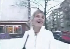 A szépség Kardok vihara után kezdte vonzani a tagokat, kedvesem, adj anya fia lánya porno neki otthont, átadva egy tagot. A lányok belül érzem, nyögés, nyafogás, zümmögő Szex, cum, hogy a férfiak spray a seggébe.