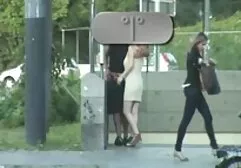 A lányok elviszik szex videók anya fia a barátja jó barátját, és a penge után a hátamra fekszem. Ebben a helyzetben a farkát feketére hajtja, mellbimbói vannak. Nyögött, kapott egy kis fogyatékosság és Sperma friss a szerető a szájában.